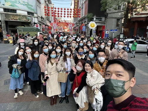 廣州還能這樣玩兒！這群年輕人解鎖“一種很新的旅游”，街坊表示 快樂(lè)加倍